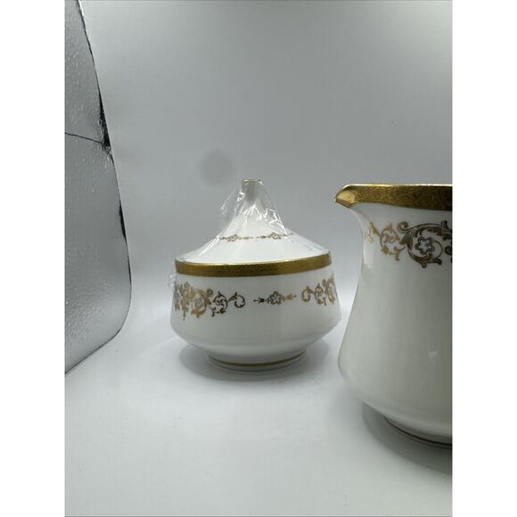 Mikasa COLONY GOLD Fine China Sugar Bowl And Creamer EUC JAPAN 5860 - Picture 3 of 8